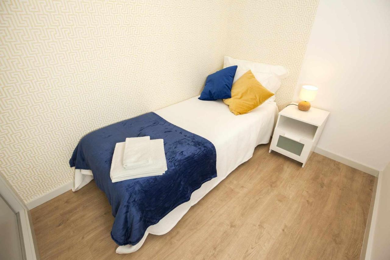 Golden & Blue House O Seu Novo Espaco No 波尔图 外观 照片
