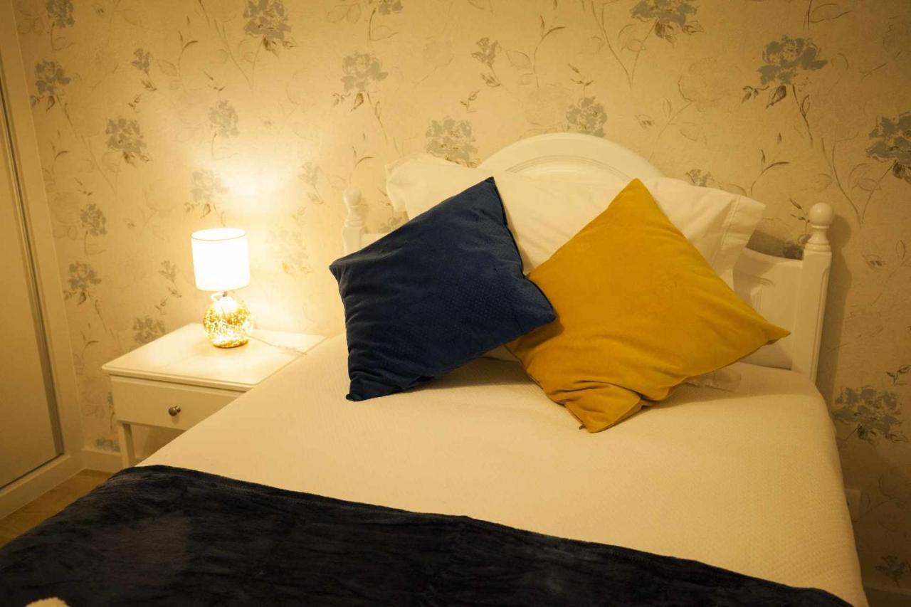 Golden & Blue House O Seu Novo Espaco No 波尔图 外观 照片